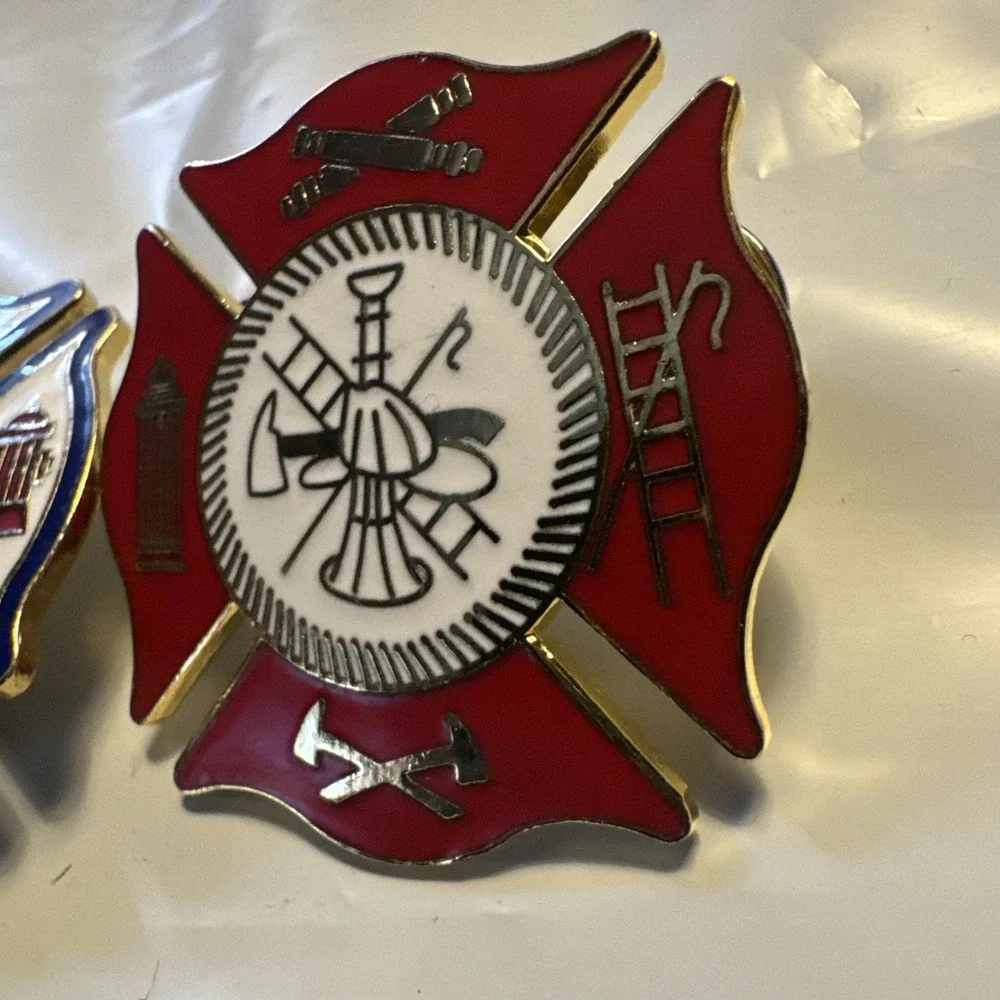 2pcs Vintage Fire Fighter E.M.T. Emt Hat Coat Vest Lapel Pin